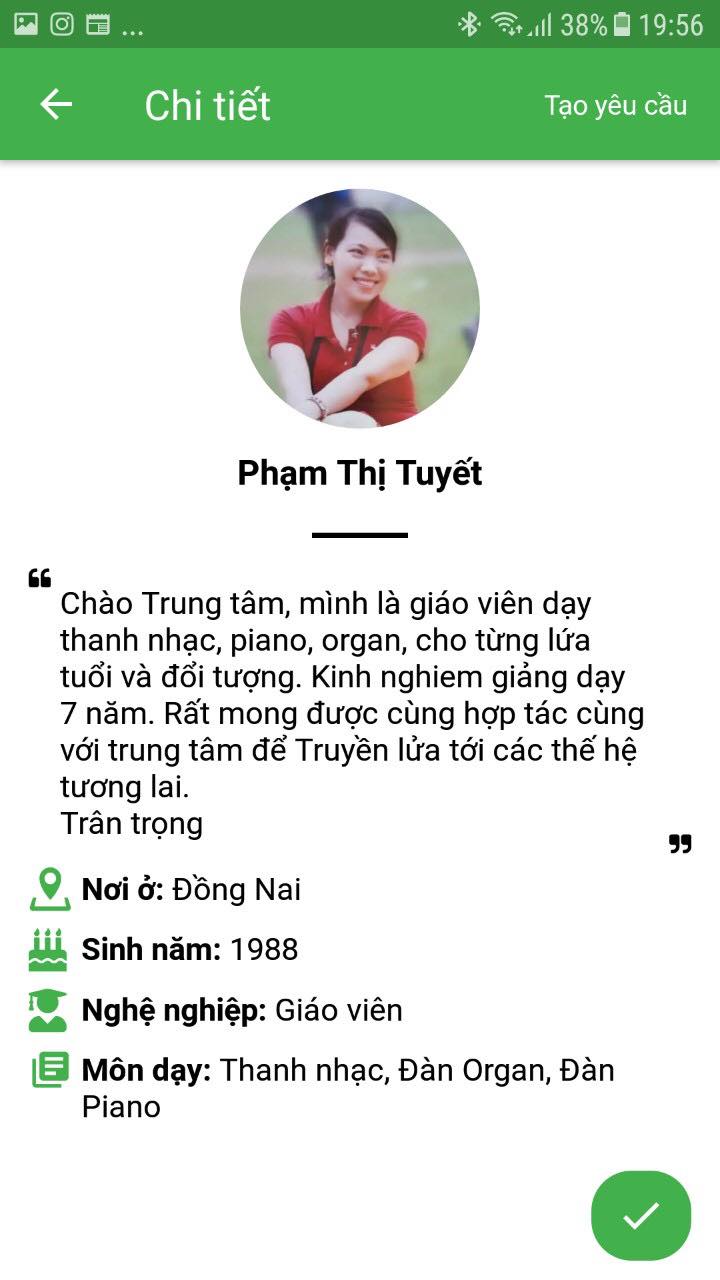 gi&aacute;o vi&ecirc;n dạy piano